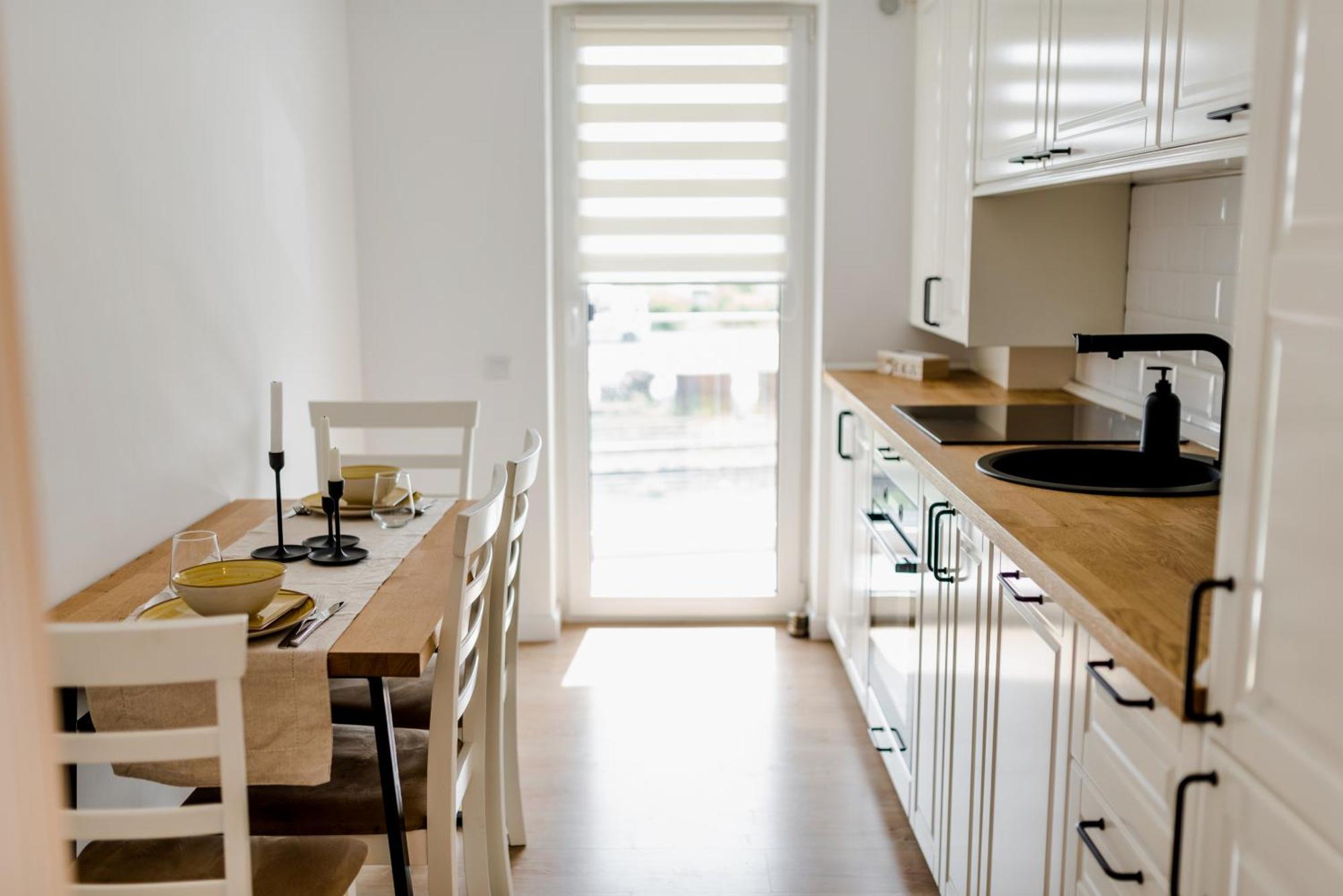 Amazing Mountain View Apartment Сібіу Екстер'єр фото