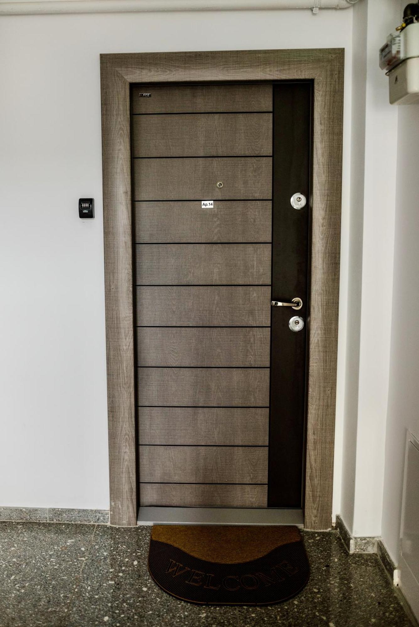 Amazing Mountain View Apartment Сібіу Екстер'єр фото
