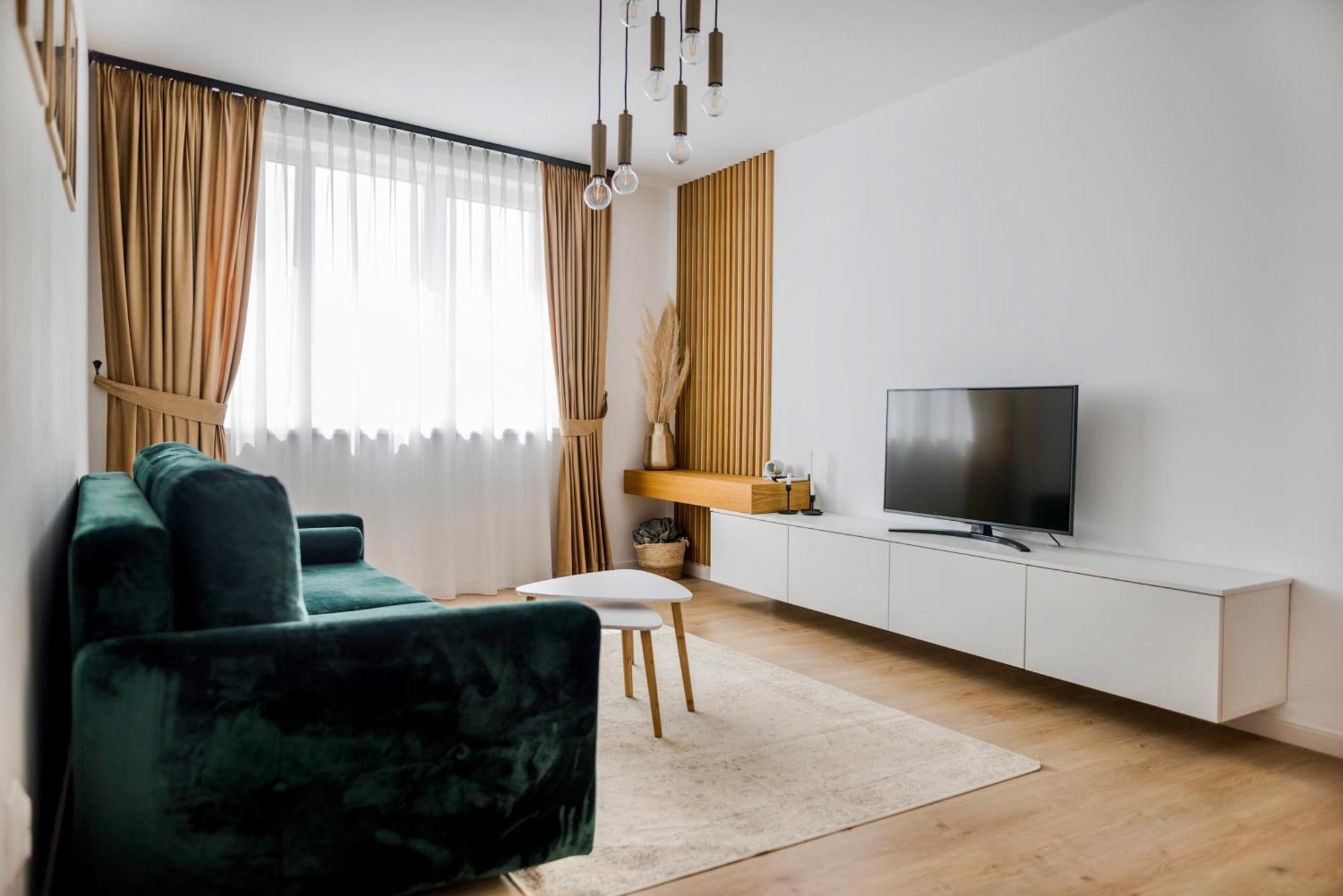 Amazing Mountain View Apartment Сібіу Екстер'єр фото